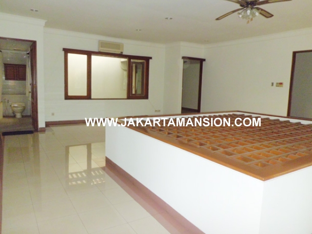 HR356 House for rent at Pondok Indah
