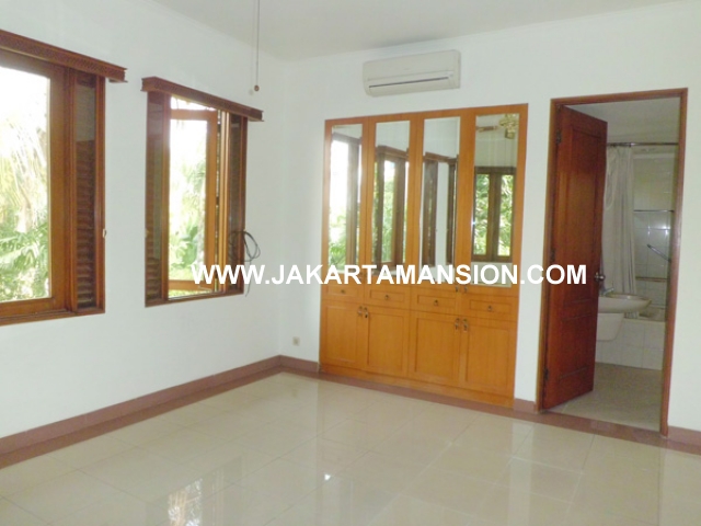 HR356 House for rent at Pondok Indah