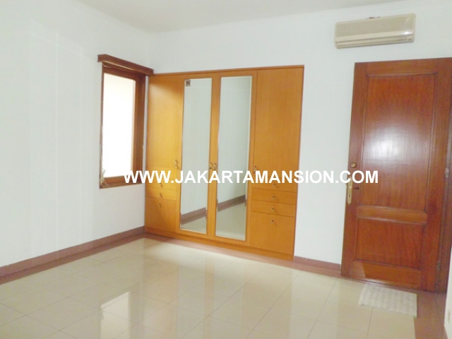 HR356 House for rent at Pondok Indah