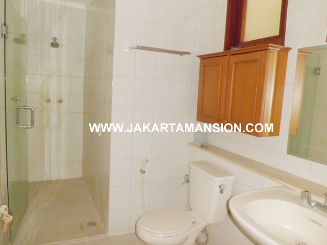HR356 House for rent at Pondok Indah