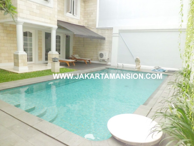 HR357 House for rent at Pondok Indah