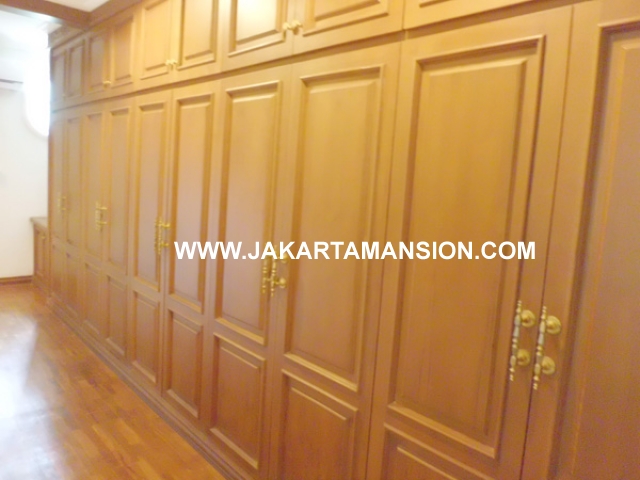 HR357 House for rent at Pondok Indah