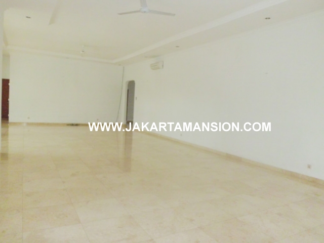 HR358 House for rent at kemang 