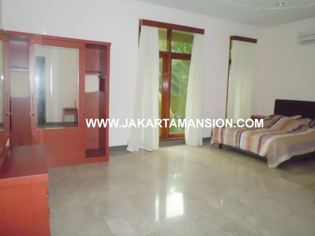 HR361 House for rent at Pondok Indah