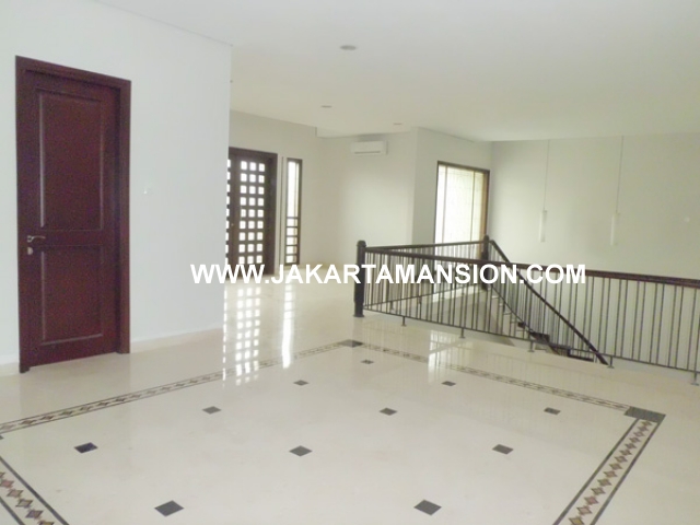 HR362 House for rent at Pondok Indah