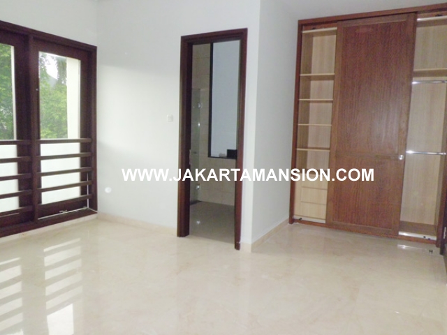 HR362 House for rent at Pondok Indah