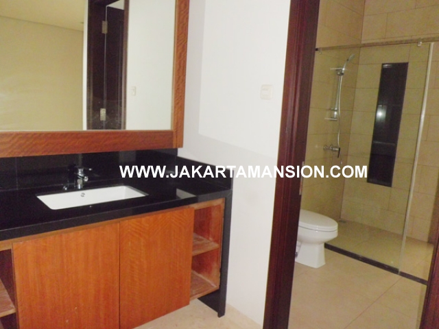 HR362 House for rent at Pondok Indah
