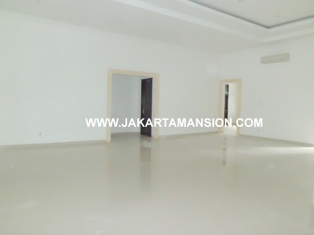 363 House for rent at taman patra kuningan