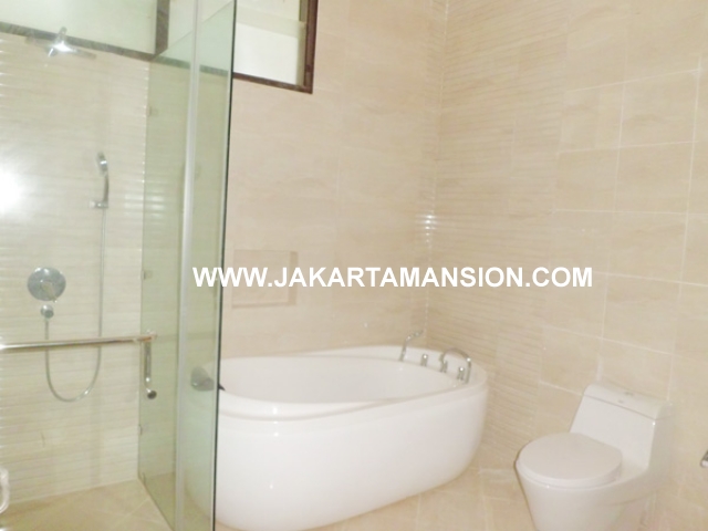 363 House for rent at taman patra kuningan