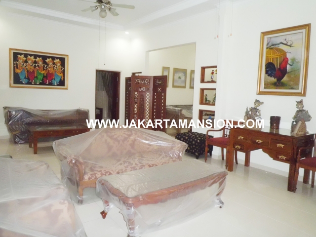 HR366 House for rent at senopati