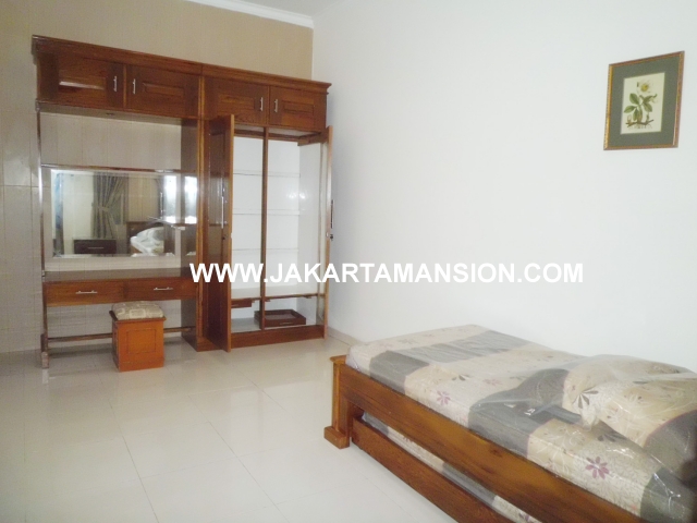 HR366 House for rent at senopati