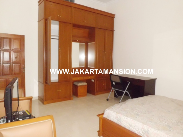 HR366 House for rent at senopati