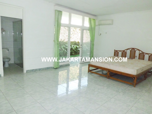 HR367 Collection of Houses for rent in Kemang Dalam