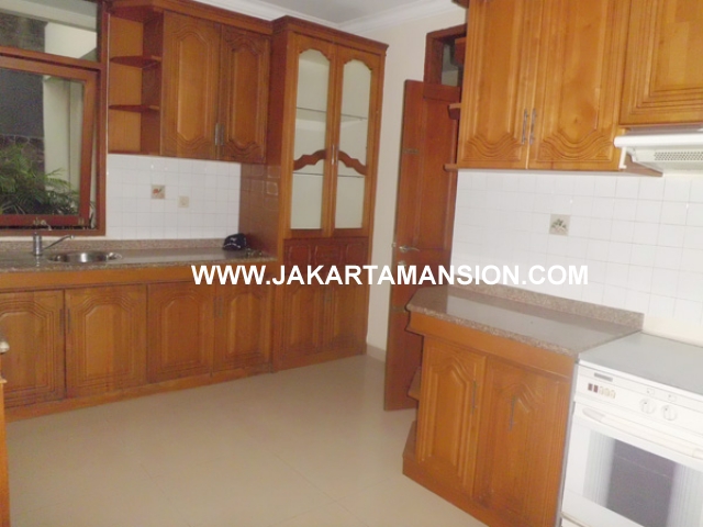 HR369 House for rent at patra kuningan