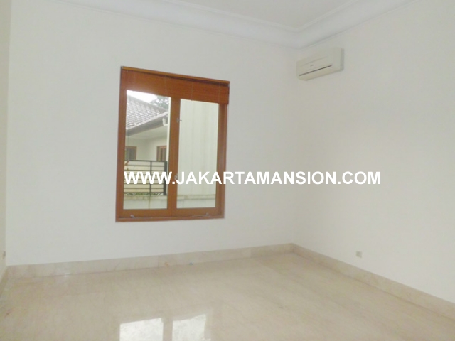 HR372 House for rent at Pondok Indah