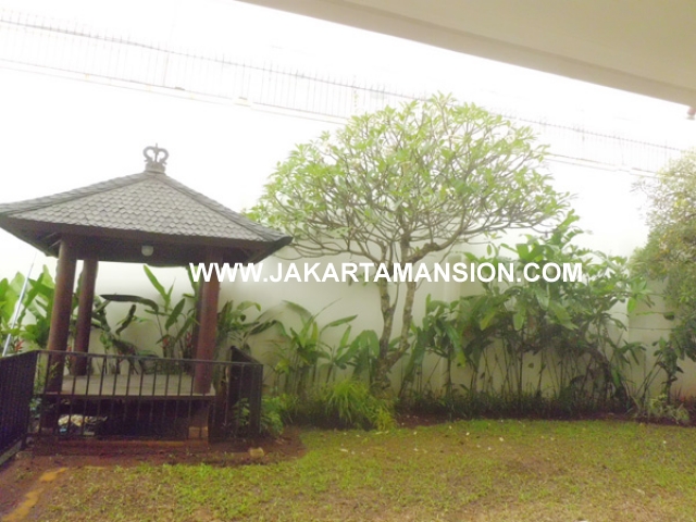 HR372 House for rent at Pondok Indah