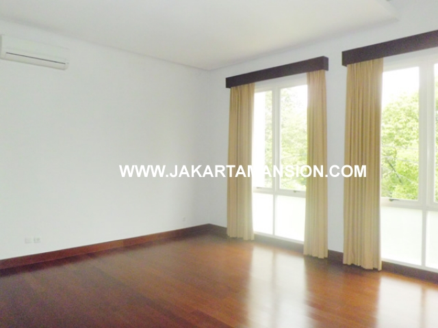 HR375 House for rent at senopati