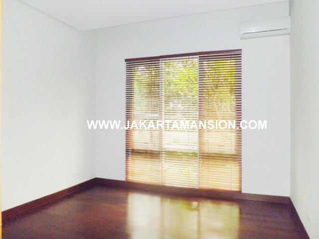 HR375 House for rent at senopati