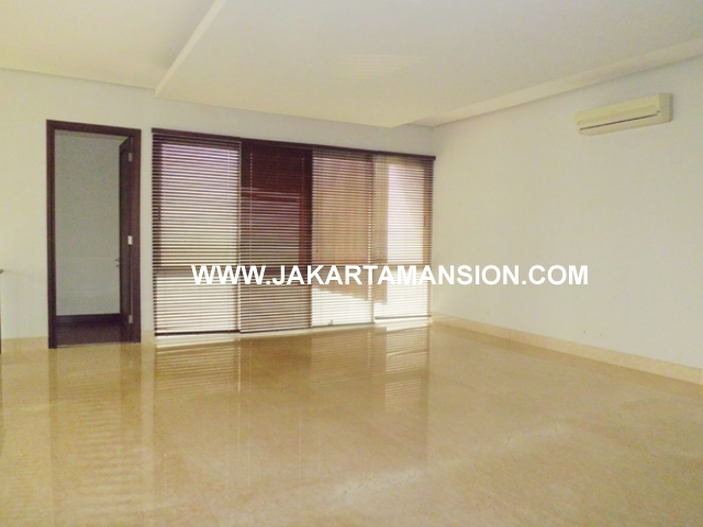 HR375 House for rent at senopati