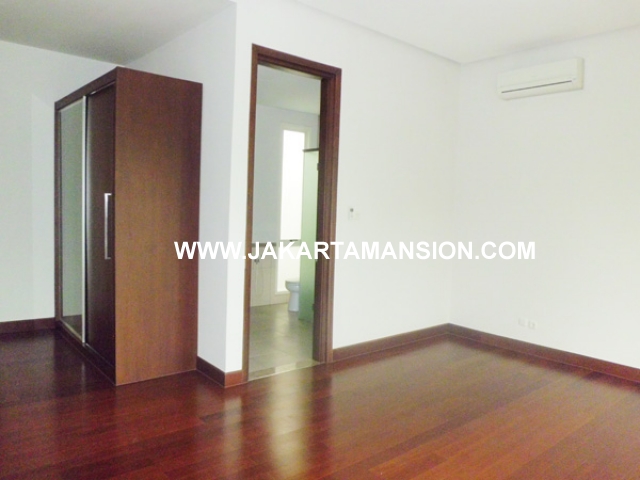 HR375 House for rent at senopati