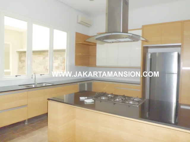 HR375 House for rent at senopati
