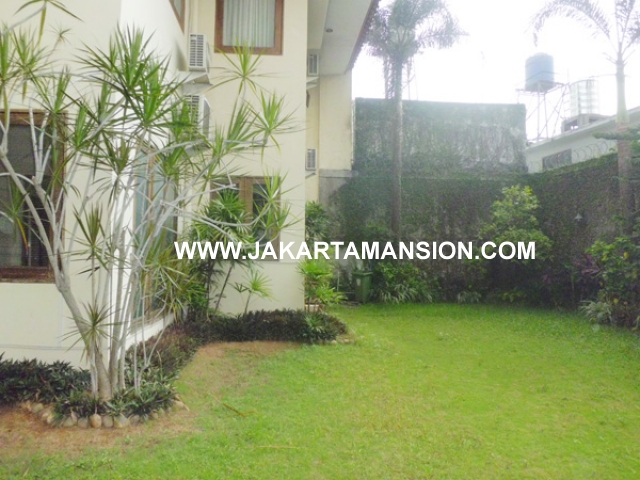 HR380 House for rent at kemang 