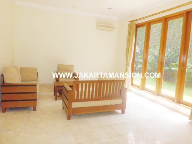 HR381 House for rent at kemang 