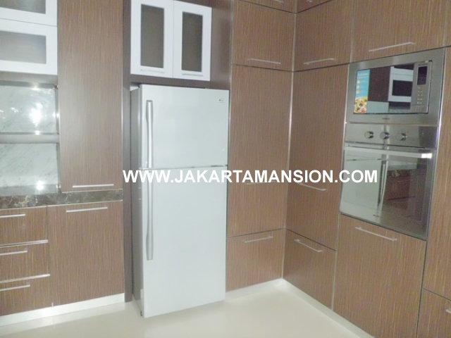 HR387 House for rent at kemang 