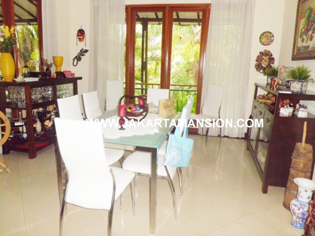 HR388 House for rent at kemang 