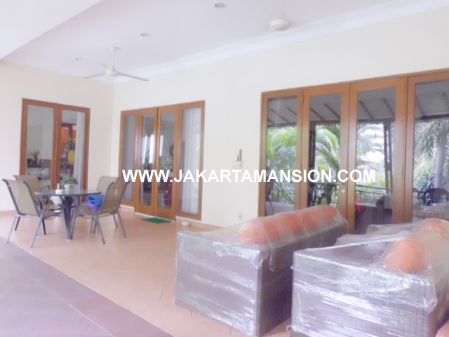 HR388 House for rent at kemang 