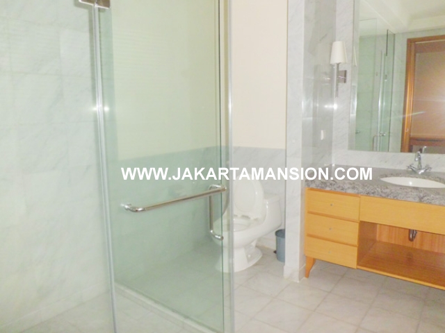 AR390 Pakubuwono Residence for rent