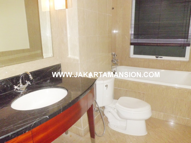 AR390 Pakubuwono Residence for rent