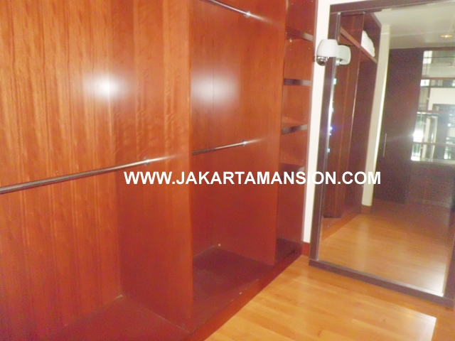 AR392 Pakubuwono Residence For Rent