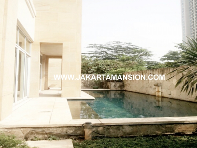 HR399 Townhouse Pakubuwono Residence For SALE and Rent