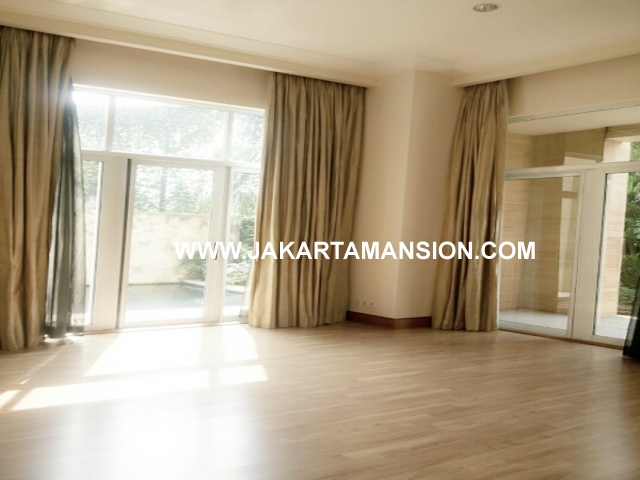 HR399 Townhouse Pakubuwono Residence For SALE and Rent
