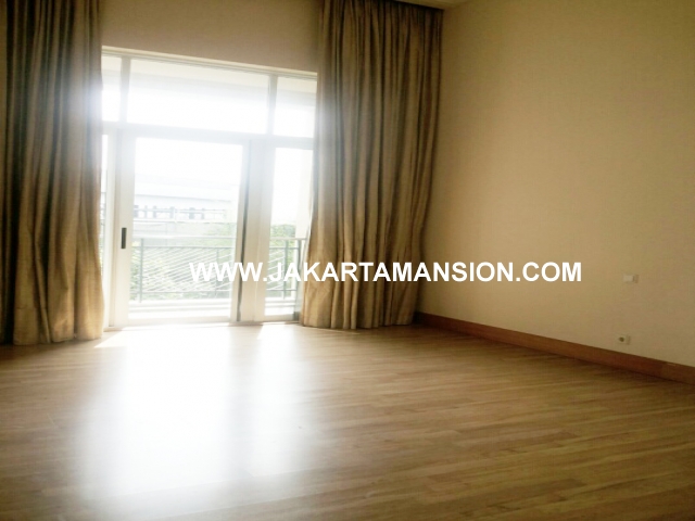 HR399 Townhouse Pakubuwono Residence For SALE and Rent