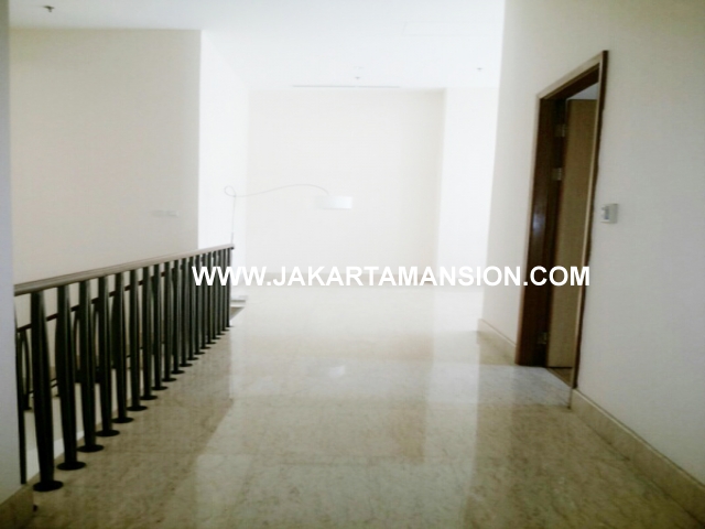 HR399 Townhouse Pakubuwono Residence For SALE and Rent