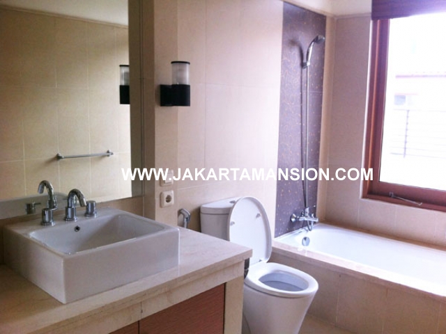 HR407 Compound for rent at Pondok Indah