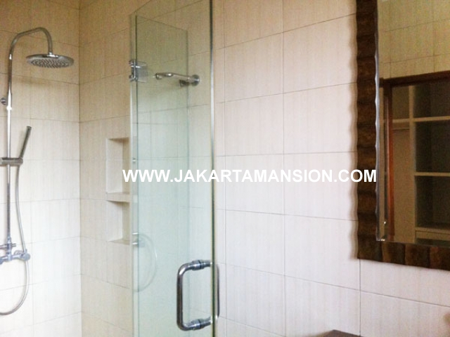 HR419 House for rent at Taman Patra Kuningan