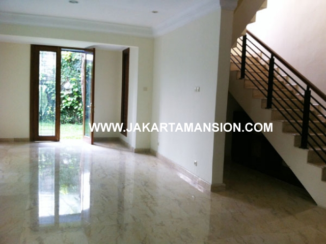 HR419 House for rent at Taman Patra Kuningan