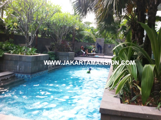 AR423 Kemang Village For rent