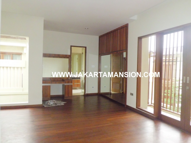 HR430 Town House for rent at kemang