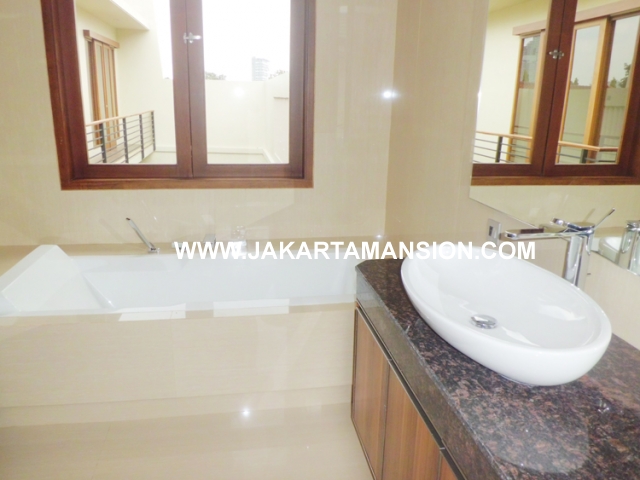 HR430 Town House for rent at kemang