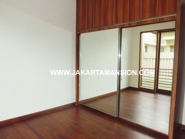 HR430 Town House for rent at kemang