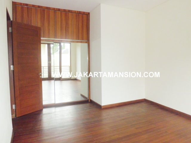 HR430 Town House for rent at kemang