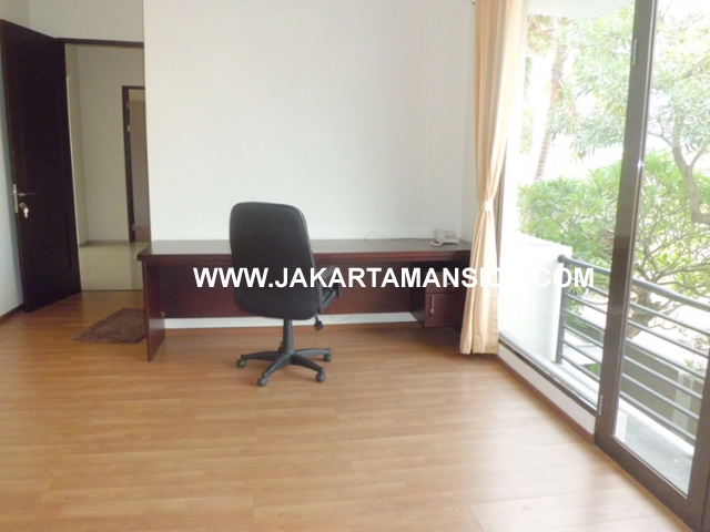 HR431 House for rent at Senopati Kebayoran Baru close to Sudirman Central Business District 