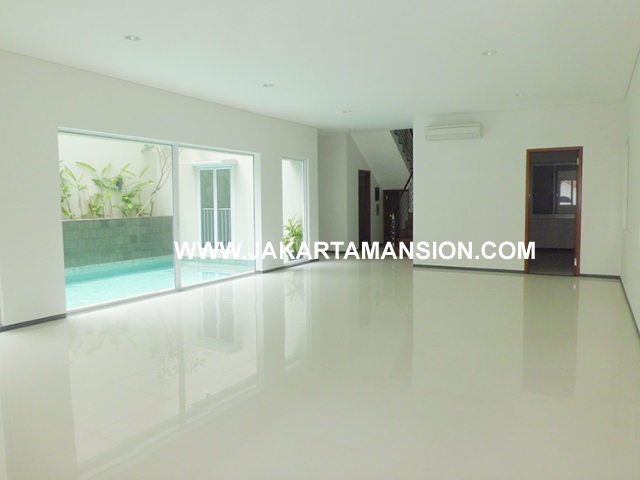 HR447 House for rent at Senopati Kebayoran Baru