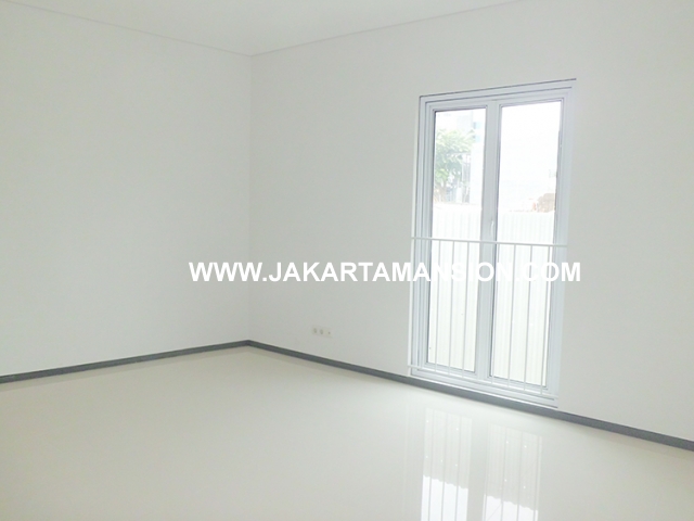 HR447 House for rent at Senopati Kebayoran Baru