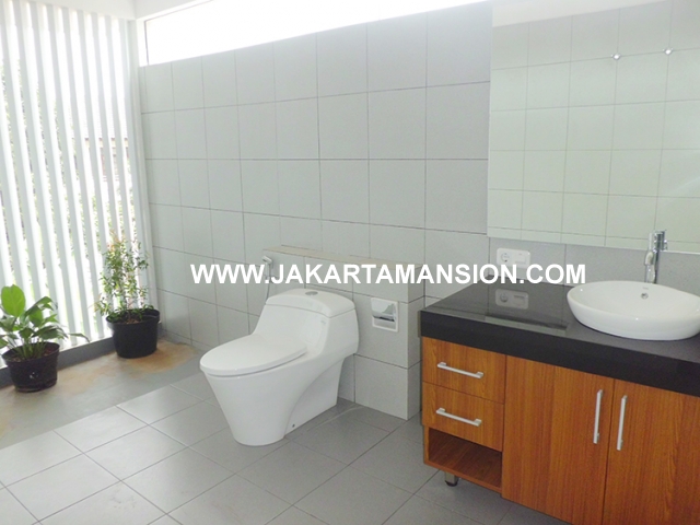HR447 House for rent at Senopati Kebayoran Baru