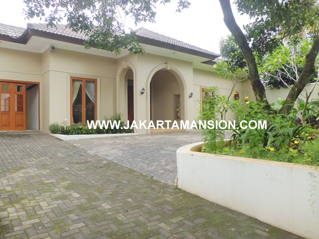 HR449 House for rent at Ampera Kemang